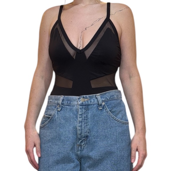 Kenneth Cole One Piece - Picture 4 of 15